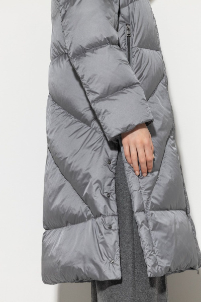 Пальто (пуховик) Luisa Cerano