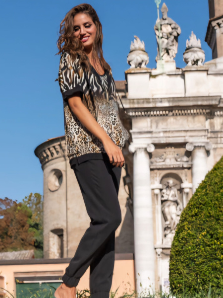 жакет трикотажный с капюшоном elisa fanti 6В143